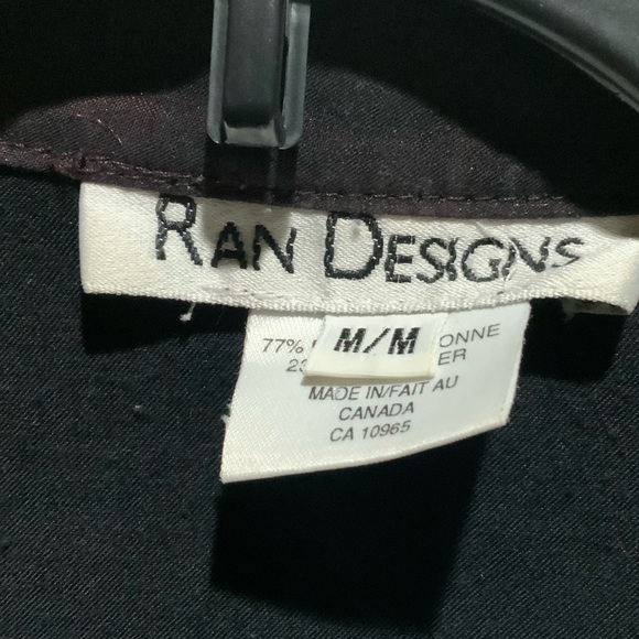 ❤️❤️RAN DESIGNS red metallic button down shirt❤️❤️ - Picture 4 of 4